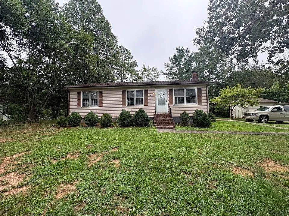 286 Dogwood St