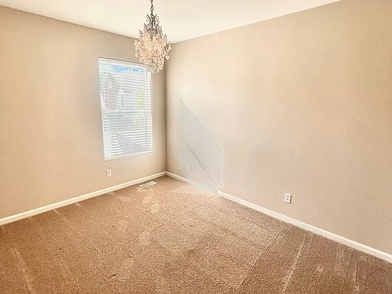 16510 Loop St — Photo 16