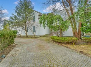 300 Crimson Cir, Oakhurst, NJ 07755