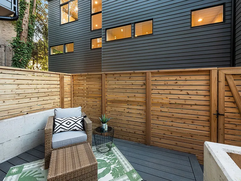 38 W Forty Etruria St — Photo 12