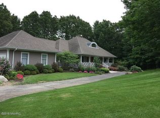 6874 Chandler Woods Dr NE, Belmont, MI 49306
