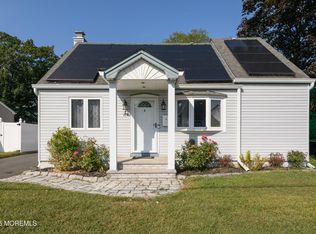37 Compton Ave, Hazlet Township, NJ 07734