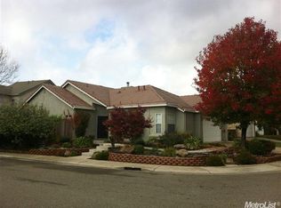 9296 Caulfield Dr, Elk Grove, CA 95758