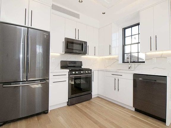 3rd image of 21-12 36th St #Dpl