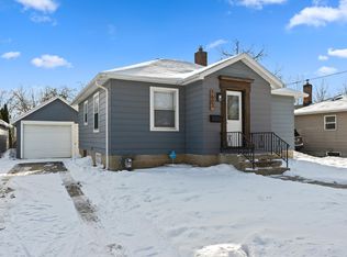 1602 4th St NE, Rochester, MN 55906