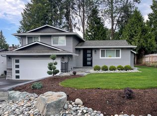 10018 NE 202nd St, Bothell, WA 98011