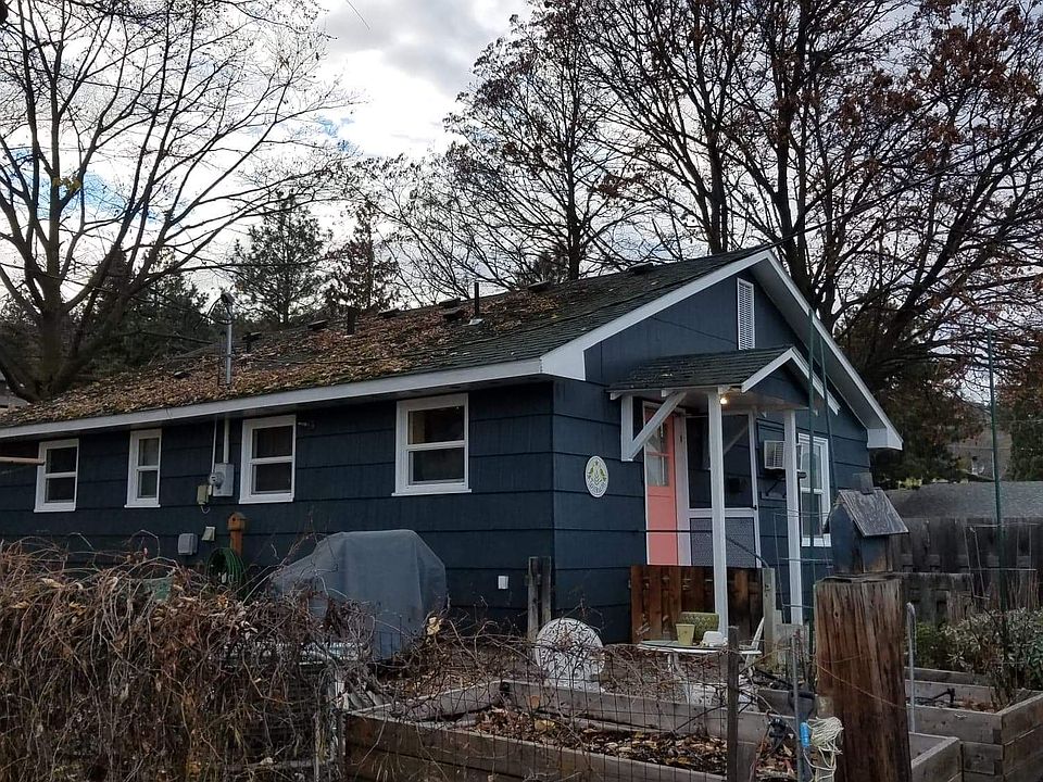2nd image of 1204 Walnut St