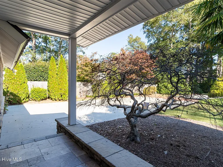 810 Madam Moores Ln #A — Photo 15