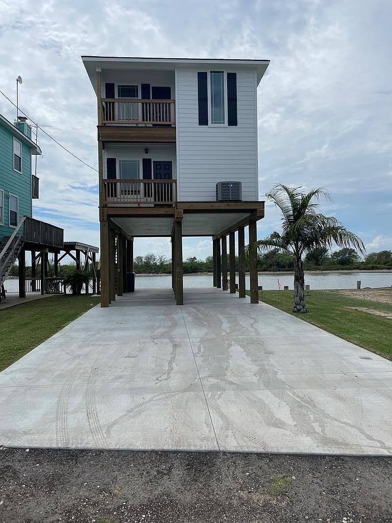 1956 Fm 2031, Matagorda, TX 77457 Zillow