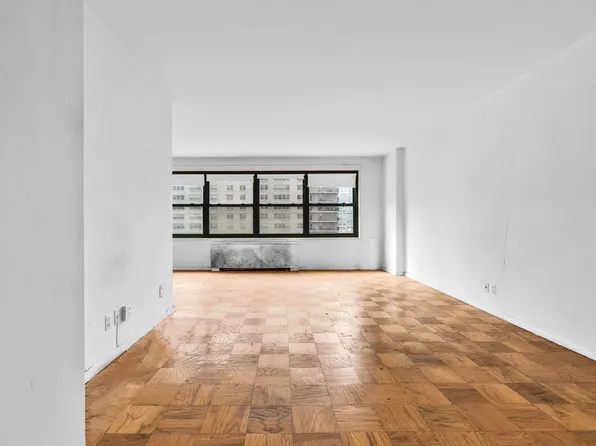 180 West End Avenue image 5 of 25