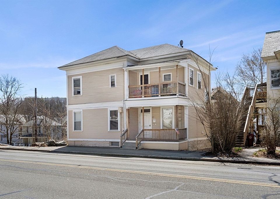 1st image of 317 Nesmith St