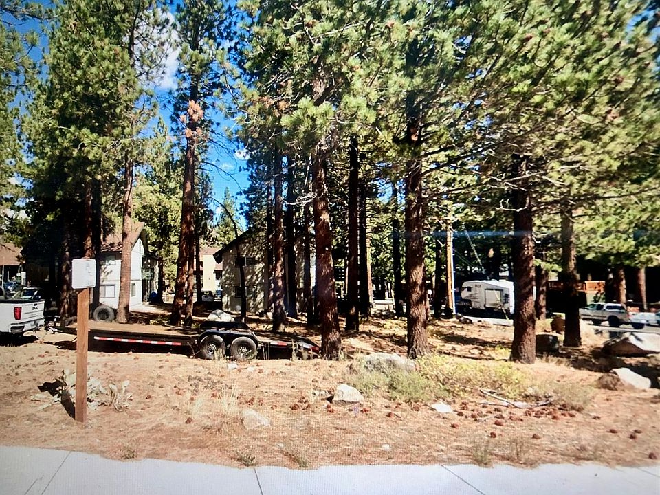 2nd image of 558 Lupin St