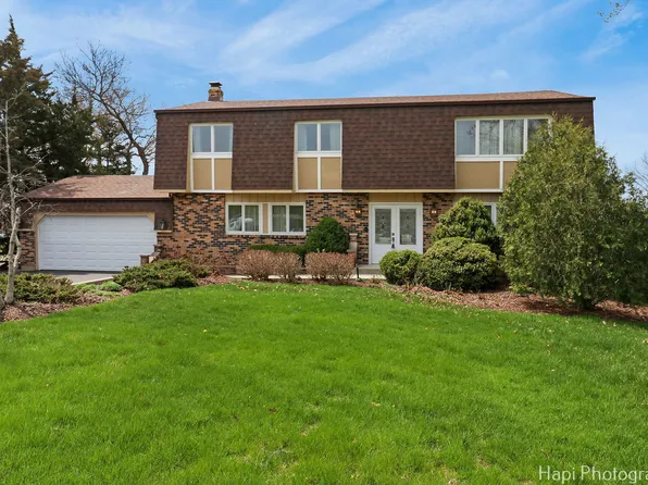 3213 Oakdale Ave, Johnsburg, IL 60051