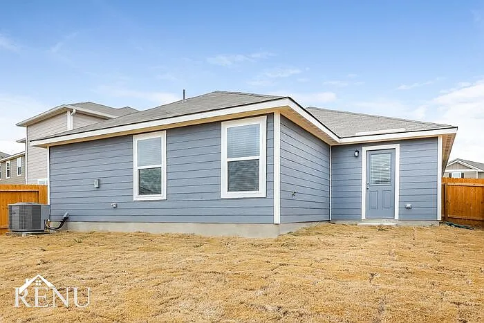 10922 Chatham Ct — Photo 17