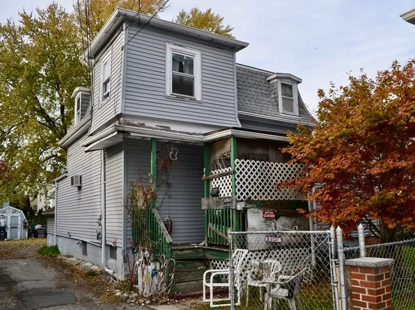 11 Sellon Pl, Somerville, MA 02145