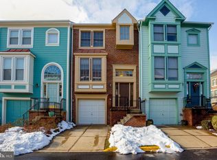 104 Meherrin Ter SW, Leesburg, VA 20175