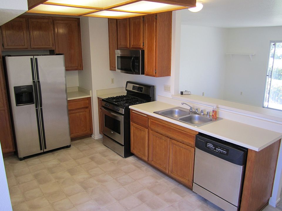 1st image of 1365 Crafton Ave APT 1072