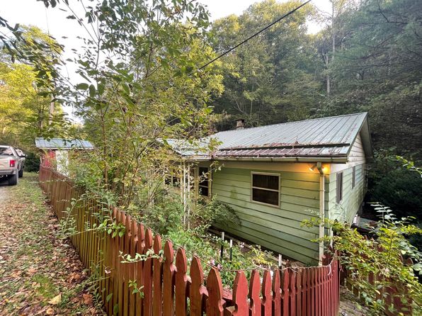 2851 Old Womans Run, Sutton, WV 26601