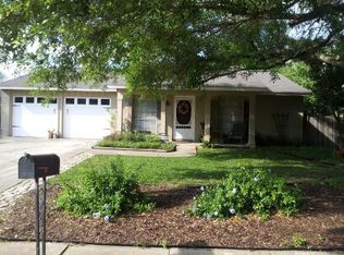 9423 Lands Point St, San Antonio, TX 78250