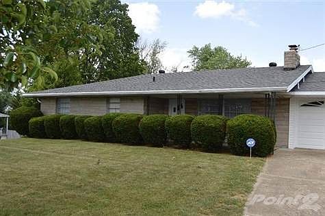 NICE 3 BEDROOM RANCH CAN BE GREAT RESIDENTIAL HOME OR SMALL OFFICE WITH ZONE CHANGE!