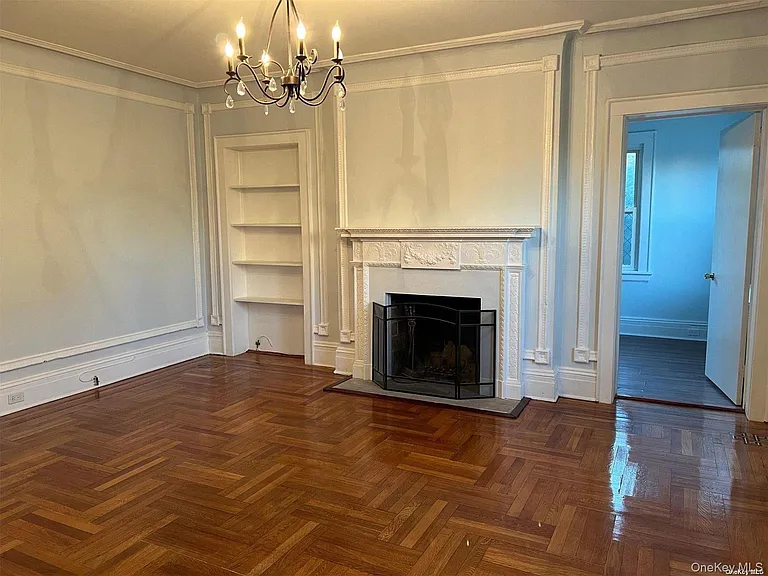 114 E Olive St #MAIN — Photo 4