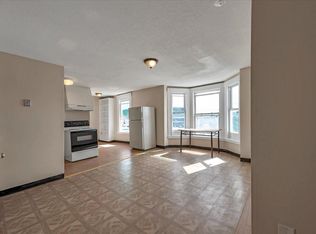 5 Hill St APT E, Waterbury, CT 06704