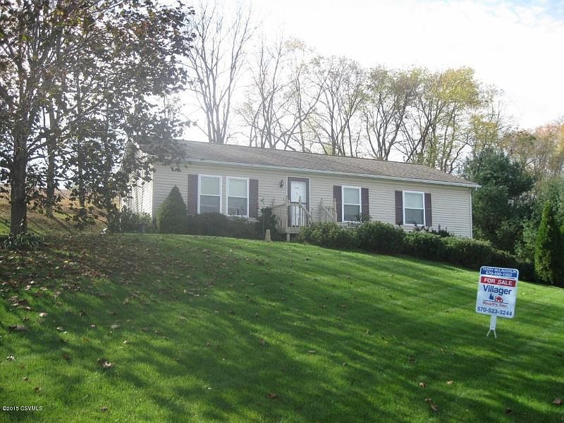 1st image of 936 East Dr