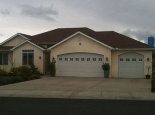 2210 NW Robert St, Pullman, WA 99163