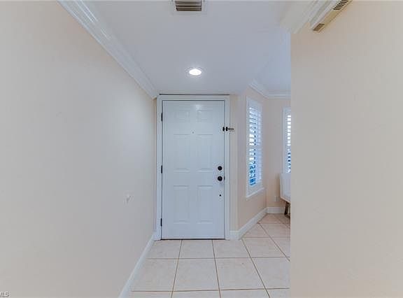 4th image of 340 Horse Creek Dr APT 106