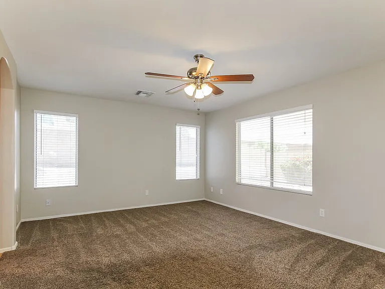 11005 W Frier Dr — Photo 8
