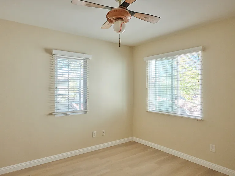 Upstairs Bedroom 2
