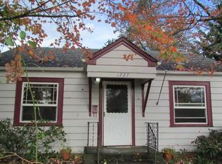 1227 Davis Ave, Enumclaw, WA 98022