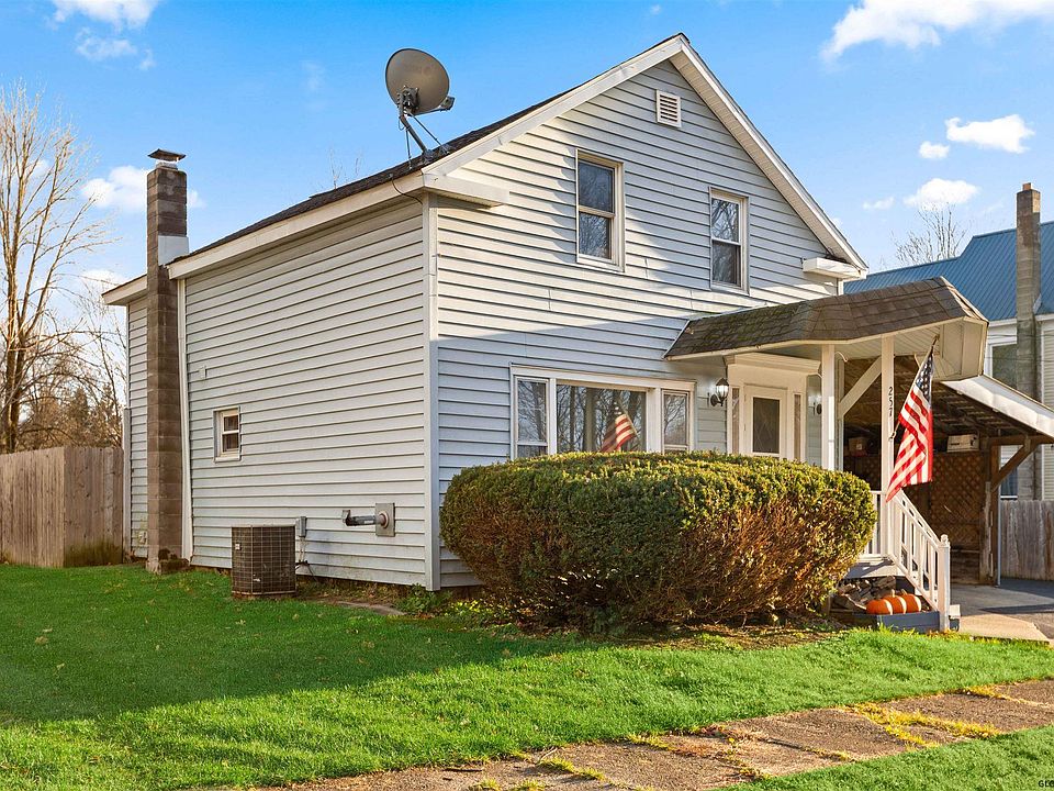1st image of 257 Evans St