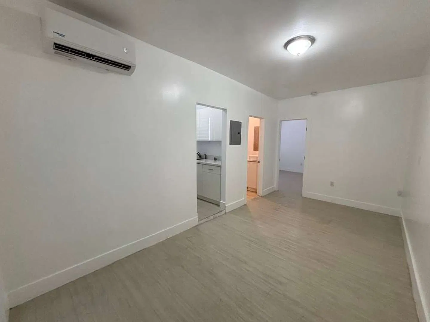 Havana Heights Apartments — Photo 3