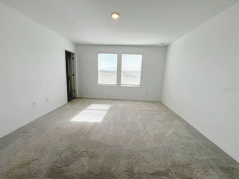 11832 Glenside Ter — Photo 31