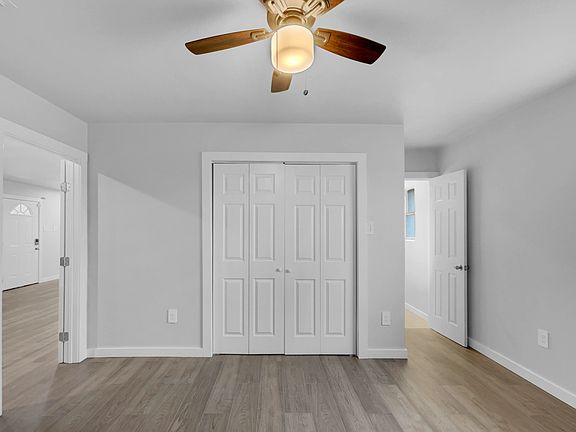 5th image of 3813 Paradise Ln #0