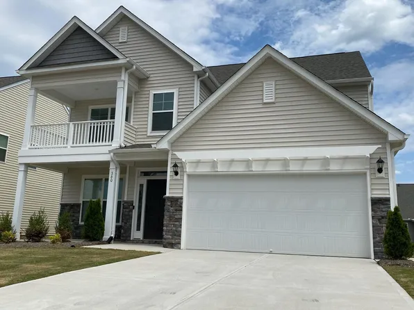 360 Highview Dr, Benson, NC 27504