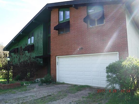 3rd image of 1400 Somersworth Ct