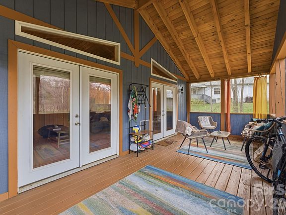 3rd image of 81 Bullfrog Cove Rd