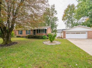 6200 Six Mile Ln, Louisville, KY 40218