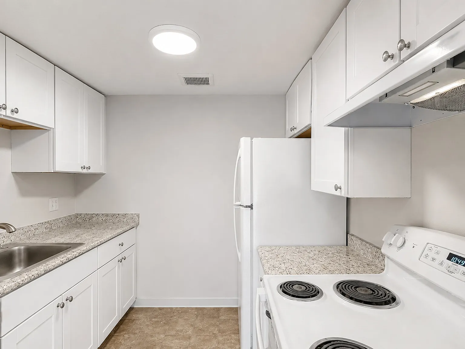 2 bed, 750 sqft, $2,495 — Photo 2