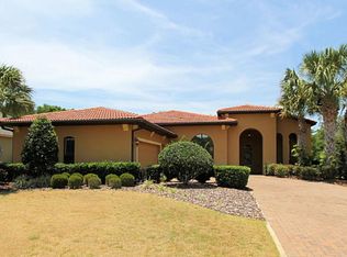 38615 Lakeview Walk, Lady Lake, FL 32159