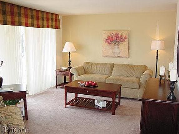 2nd image of 145 Chestnut Crossing Dr APT K