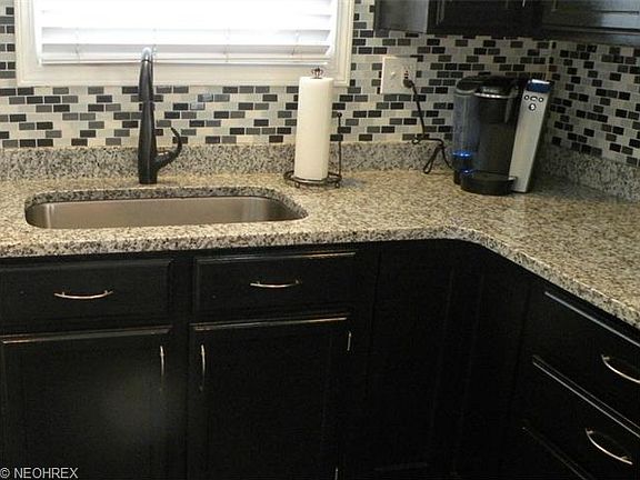 3rd image of 15304 Birchcroft Dr