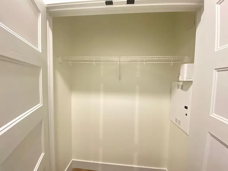 One Park Apartments — Photo 11