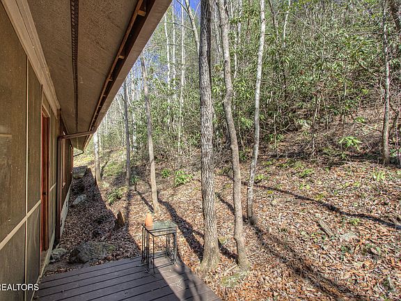 4th image of 1324 Huskey Branch Rd