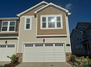 6341 Mallow Crossing Ln, Charlotte, NC 28213