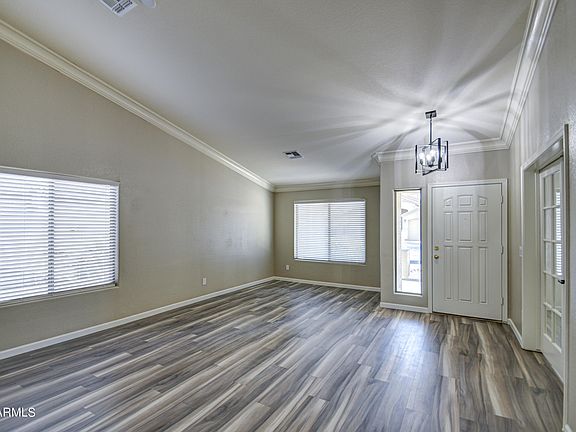 3rd image of 43554 W SUNLAND Drive