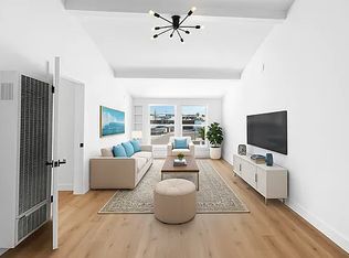 2626 E Anaheim St APT D, Long Beach, CA 90804