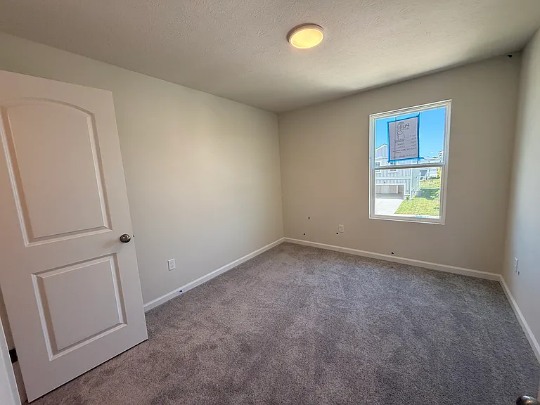 3828 Sterling Dr — Photo 13